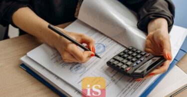 accountant desk documents