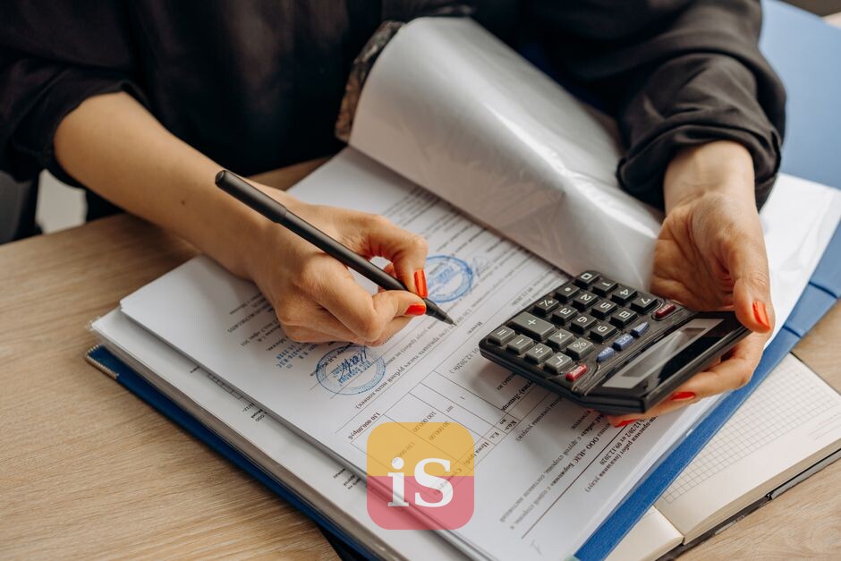 accountant desk documents