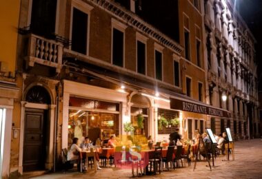 cena ristorante spagna sera