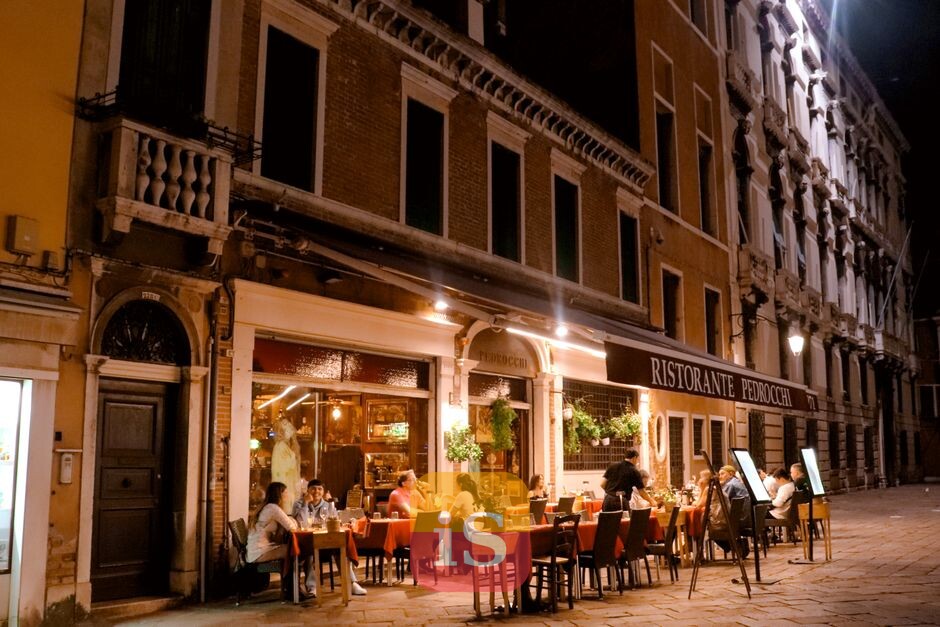 cena ristorante spagna sera