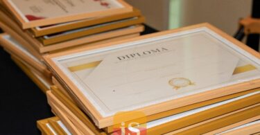 diploma certificate documents
