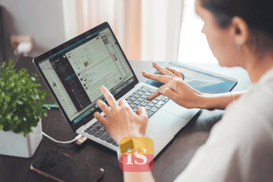 laptop job search screen