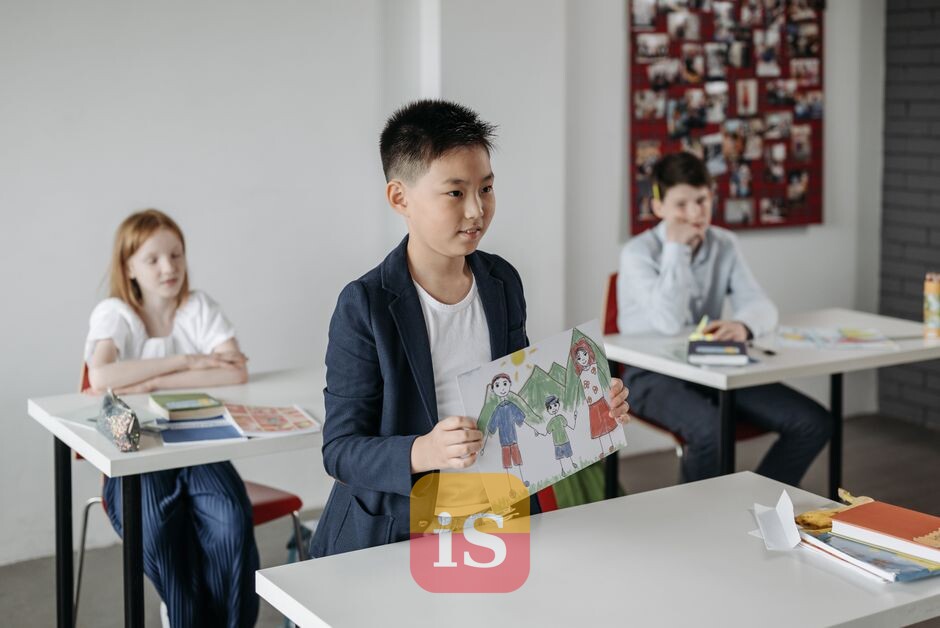 school children classroom