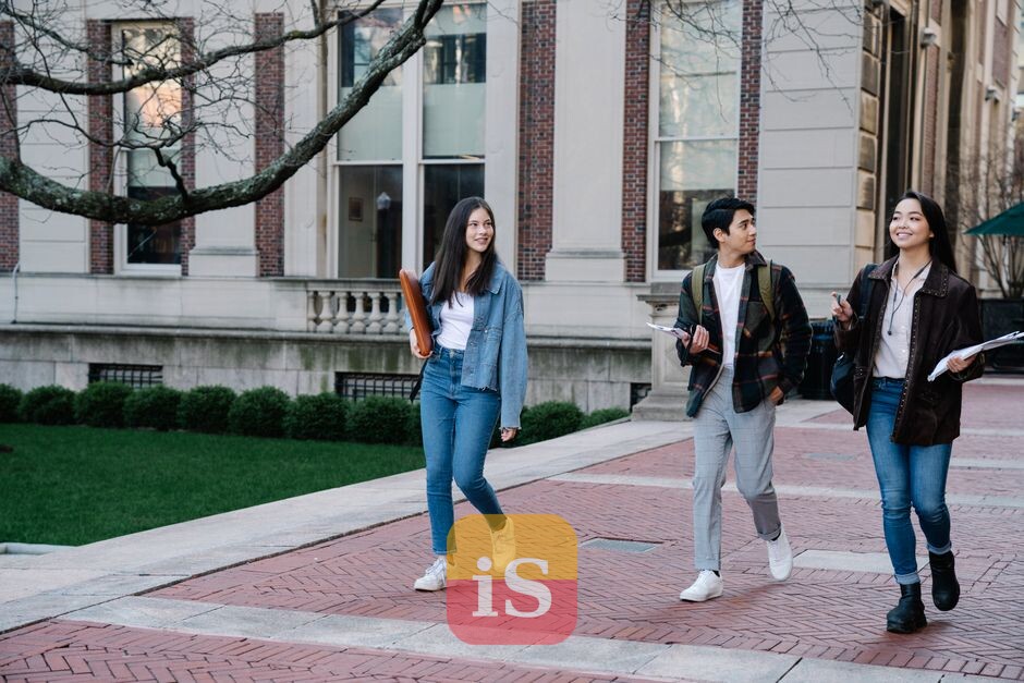 university students campus
