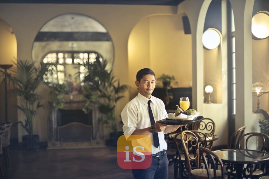 waiter restaurant