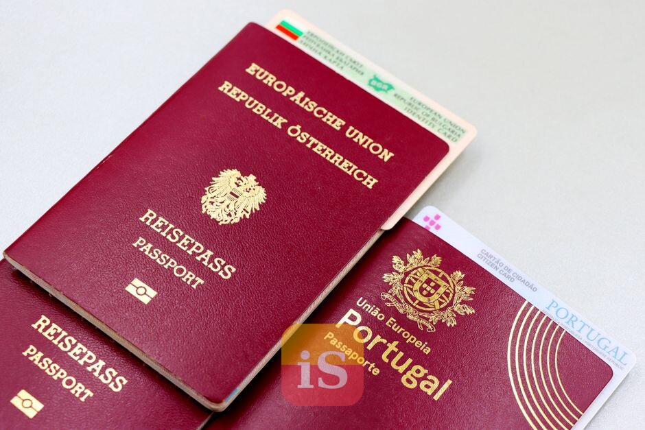 passport documents desk
